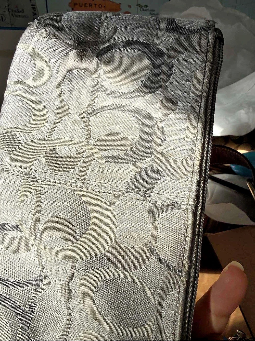 Vintage Coach Legacy Signature Optic Turnlock Flap Wristlet - Picture 8 of 8